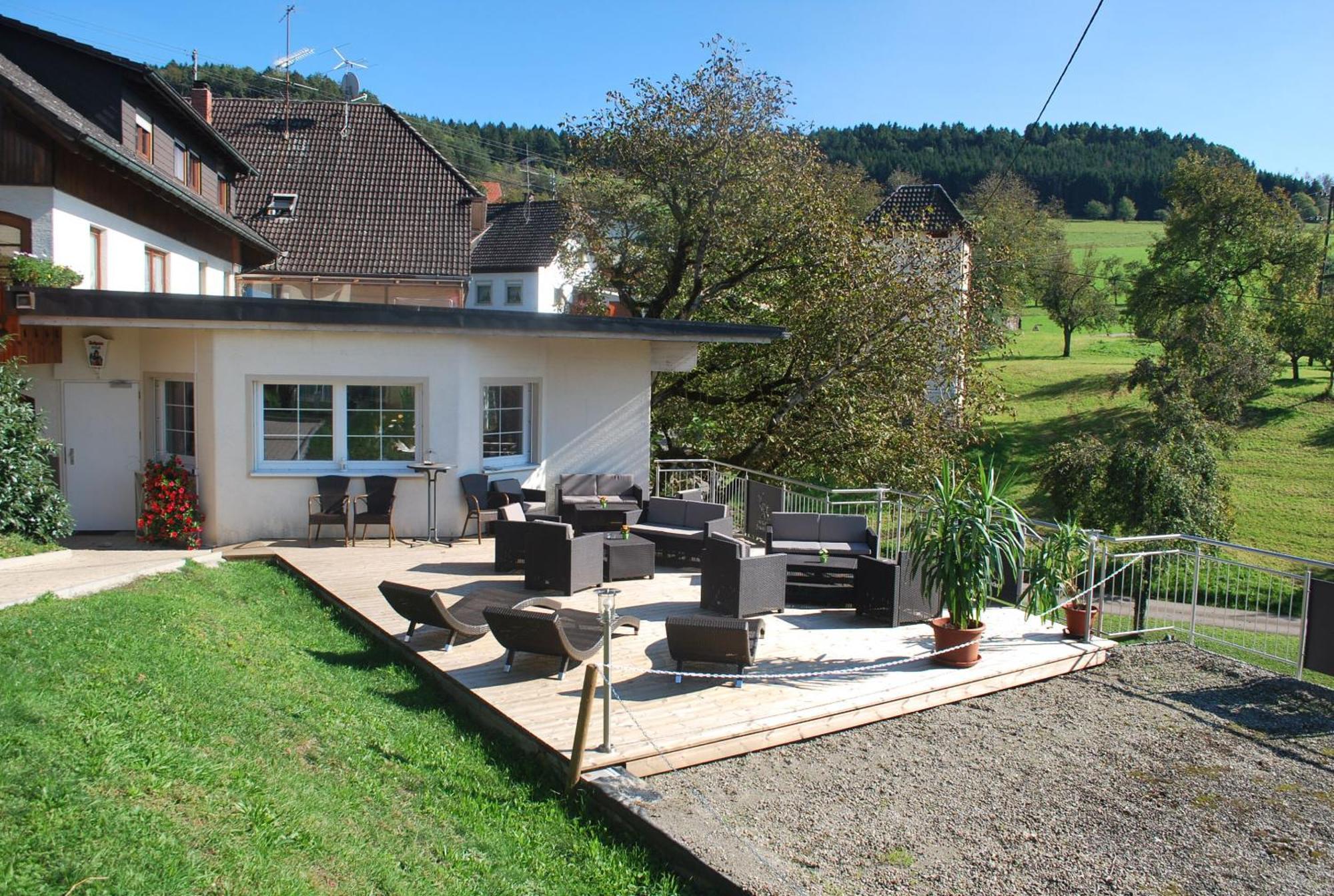 Landgasthof Hirschen Untermettingen 윌링겐-비르켄도르프 외부 사진